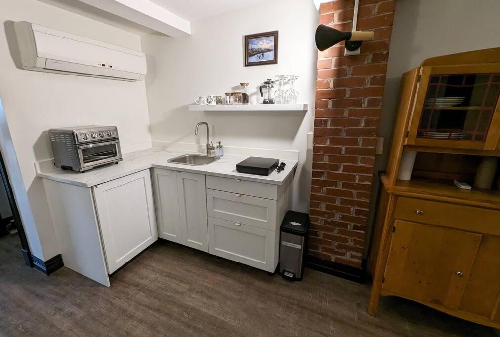 캐닝 Beautiful River View Apt In Wine Country 아파트 외부 사진