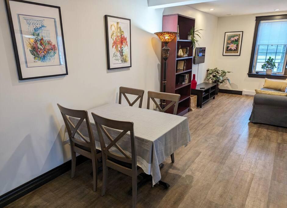 캐닝 Beautiful River View Apt In Wine Country 아파트 외부 사진