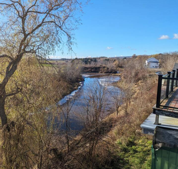 캐닝 Beautiful River View Apt In Wine Country 아파트 외부 사진